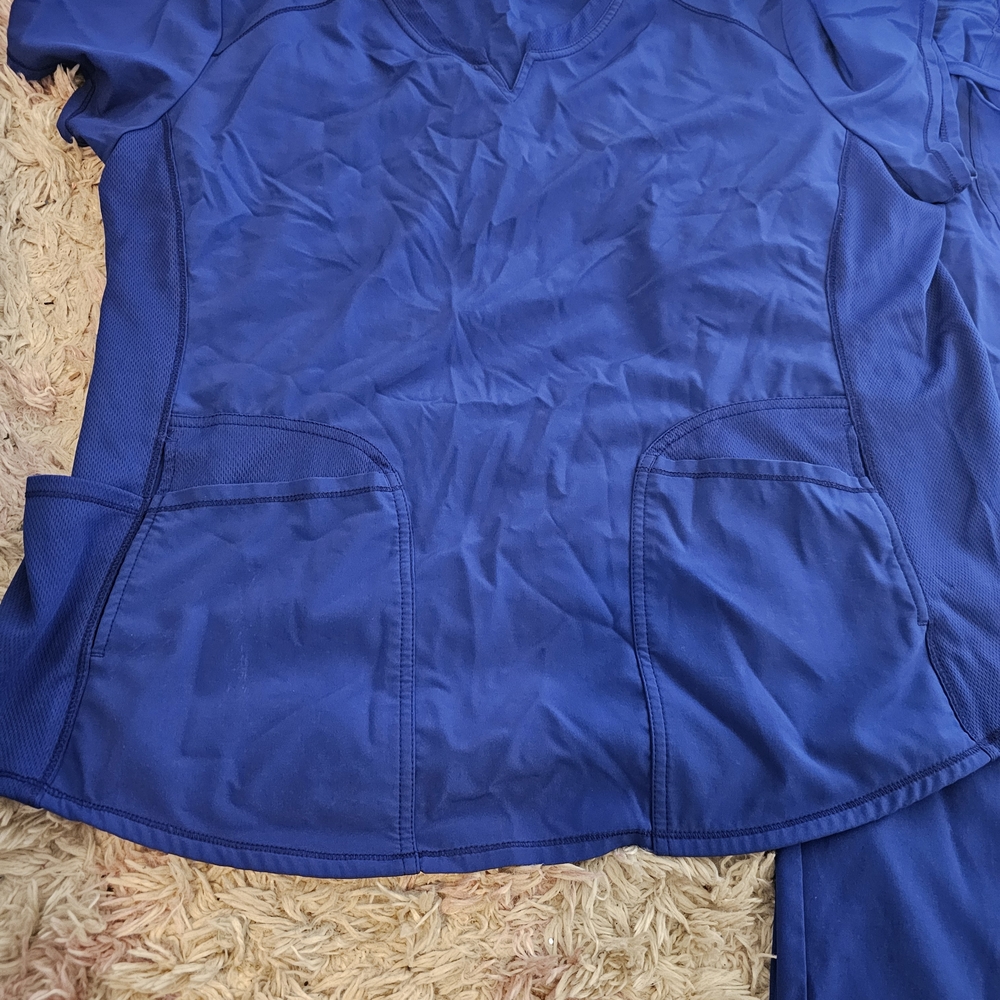 Scrubstar Women's Royal Blue Scrub Set - Picture 2 of 7